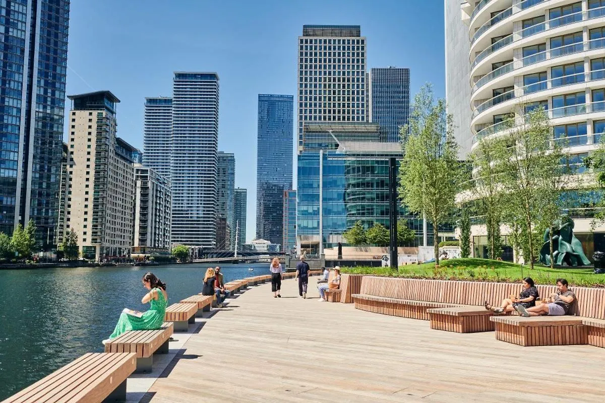 Luxurious Modern Canary Wharf Apt - London Views Apartment