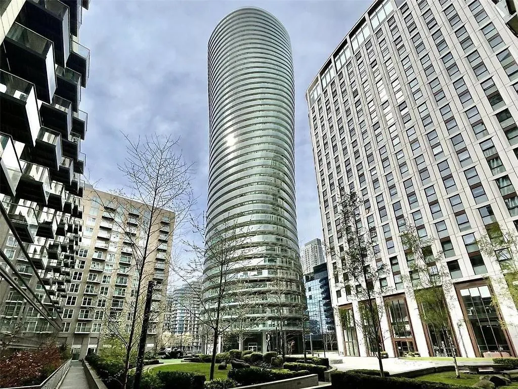 Luxurious Modern Canary Wharf Apt - London Views דירה